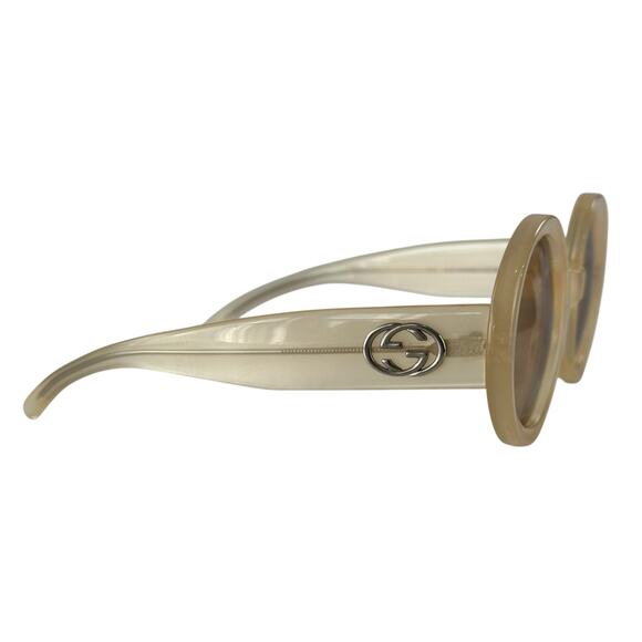 Gucci Pearlescent Sunglasses - Picture 5 of 9